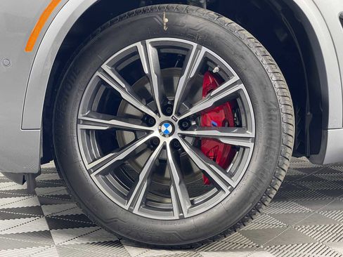 New 2026 BMW X5 xDrive40i w/ M Sport Package image 3