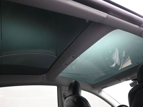 Used 2019 Tesla Model 3 Performance image 38