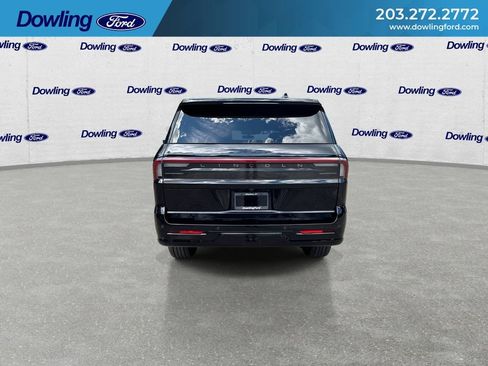 Used 2025 Lincoln Navigator L Reserve AWD/4WD image 7