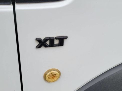 Used 2011 Ford Transit Connect XLT image 5