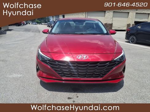 Used 2022 Hyundai Elantra SE w/ Cargo Package FWD image 8