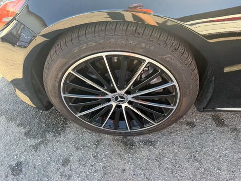 Used 2021 Mercedes-Benz C 300 Sedan image 32