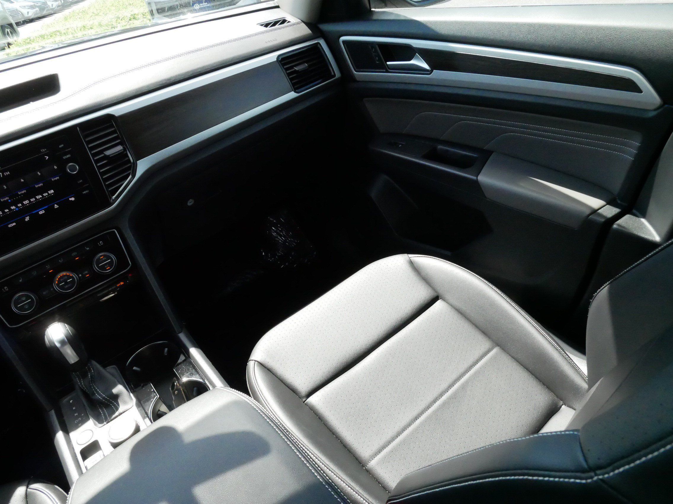 Used 2022 Volkswagen Atlas SE AWD/4WD image 11