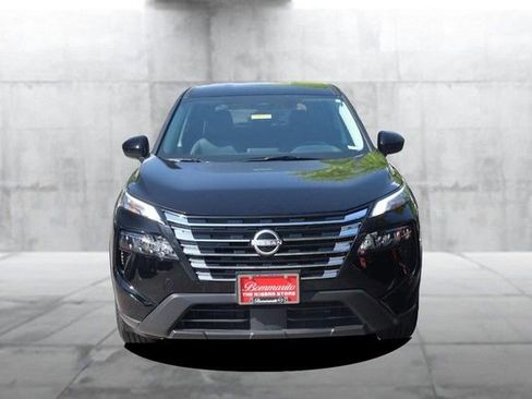 Certified 2025 Nissan Rogue SV AWD/4WD image 4