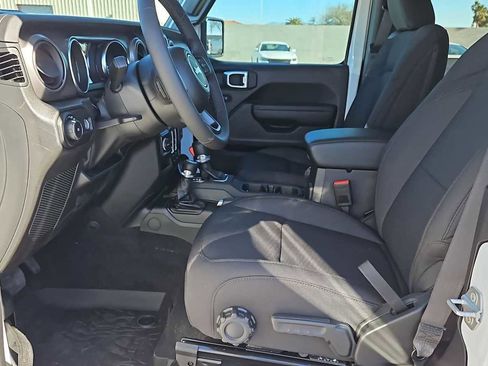 Used 2023 Jeep Wrangler Sport S image 19