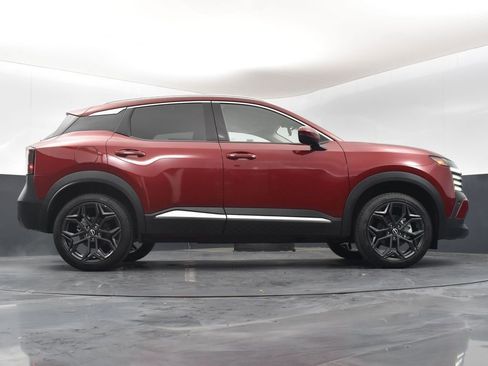 New 2025 Nissan Kicks SR image 43