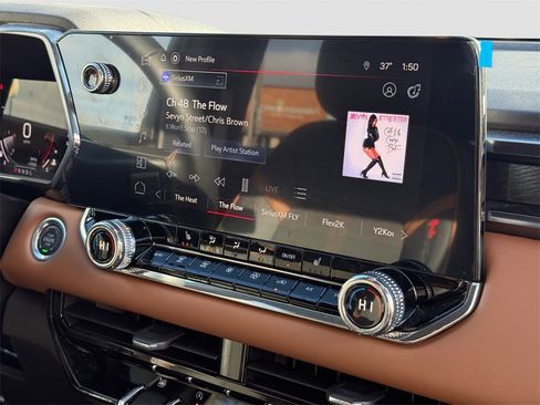 New 2025 GMC Canyon AT4 w/ Nightfall Edition image 19