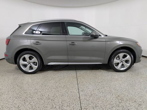 Certified 2023 Audi Q5 2.0T Premium Plus w/ Premium Plus Package image 8