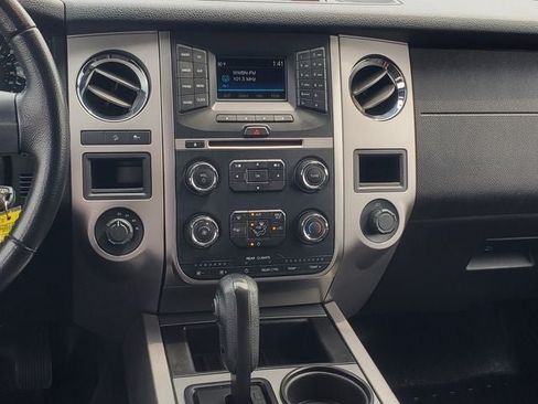 Used 2017 Ford Expedition EL XLT AWD/4WD image 23
