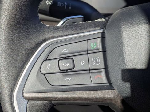 New 2026 Jeep Grand Cherokee Altitude image 13