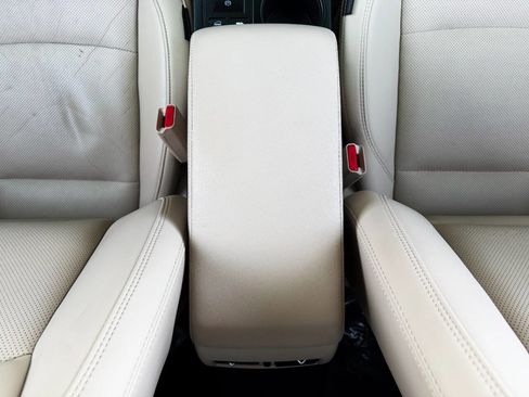 Used 2019 Subaru Outback 2.5i Limited w/ Popular Package #2 image 26