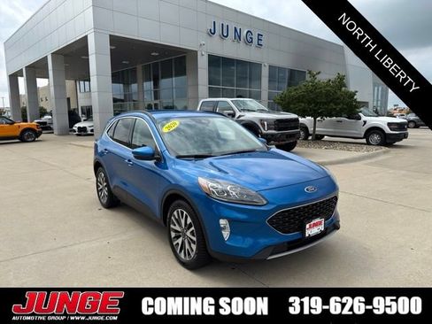 Certified 2020 Ford Escape Titanium AWD/4WD image 1