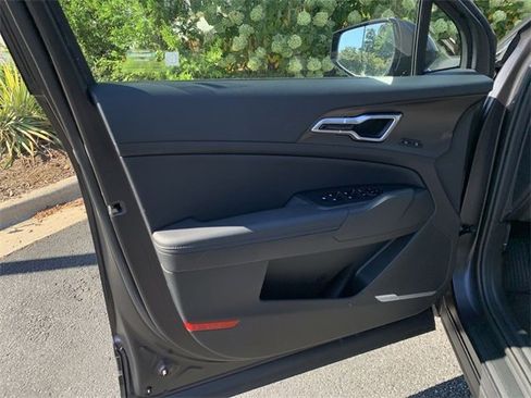 Used 2026 Kia Sportage SX image 17