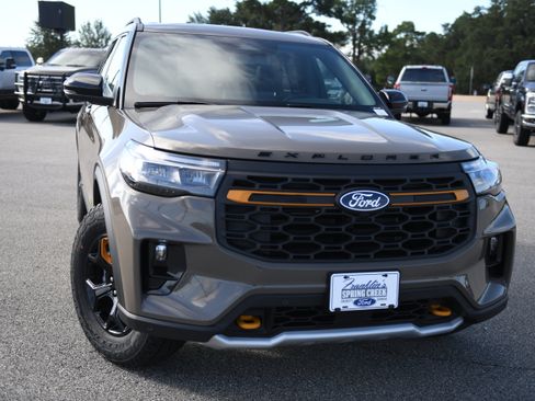 New 2027 Ford Explorer Tremor w/ Sun And Sound Package AWD/4WD image 4