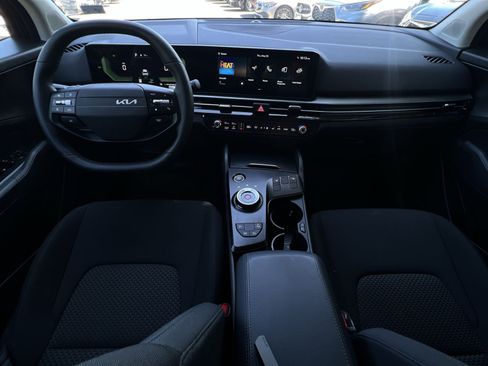 New 2026 Kia Sportage S AWD/4WD image 32