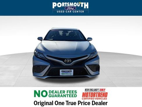 Used 2024 Toyota Camry LE image 9