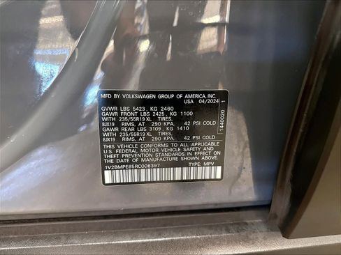 Used 2024 Volkswagen ID.4 2WD image 22