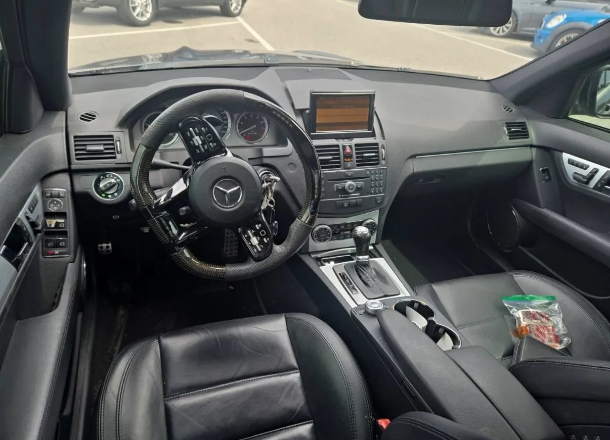 Used 2009 Mercedes-Benz C 63 AMG Sedan image 8