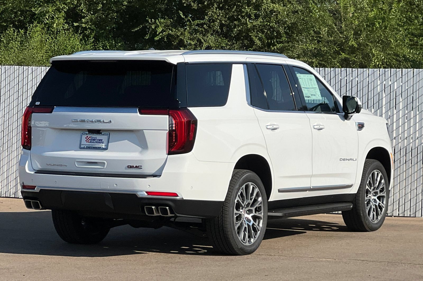 New 2026 GMC Yukon Denali w/ Advanced Technology Package AWD/4WD image 4