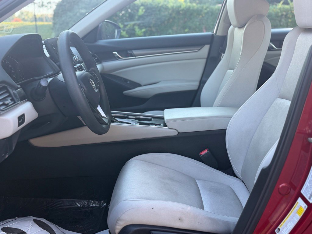 Used 2018 Honda Accord LX image 9
