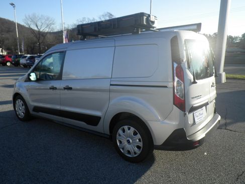 Used 2020 Ford Transit Connect XLT image 4