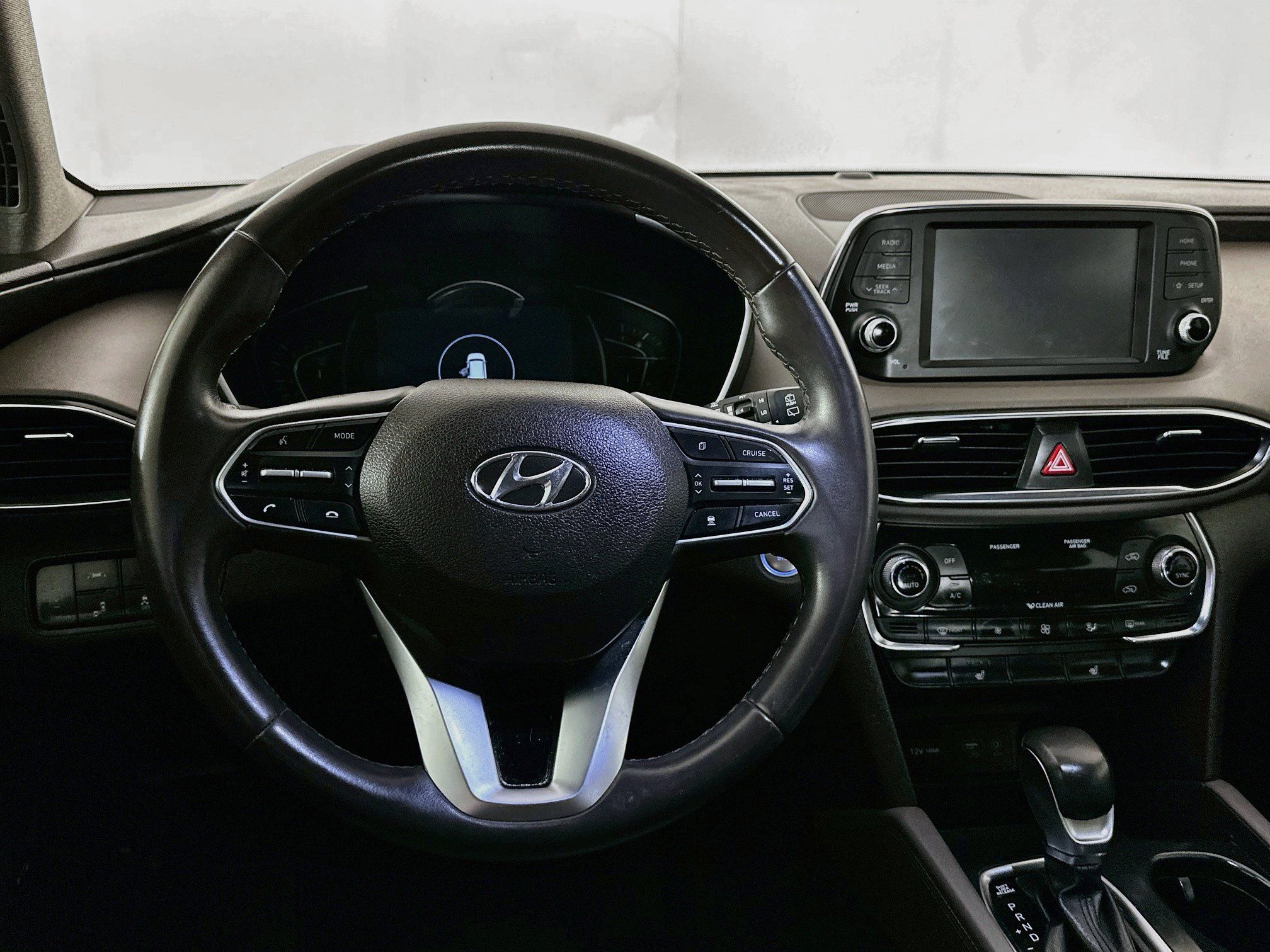 Used 2019 Hyundai Santa Fe Limited w/ Cargo Package FWD image 18