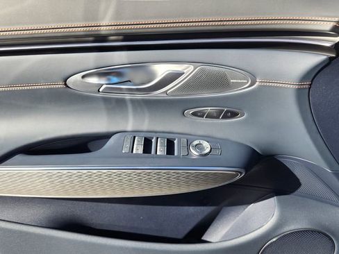 New 2026 Genesis GV70 2.5T Sport Prestige AWD/4WD image 16