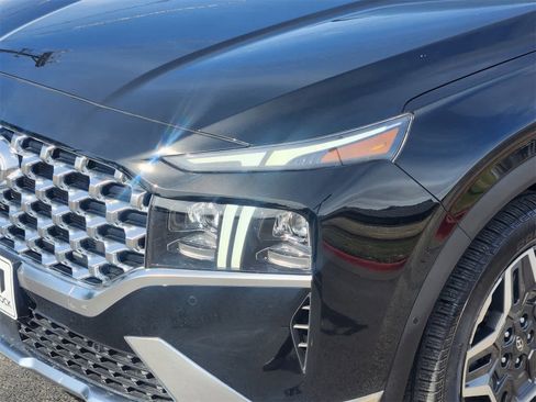 Used 2023 Hyundai Santa Fe Limited image 7