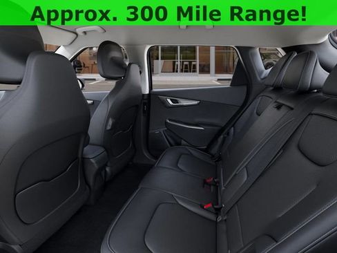 New 2025 Kia EV6 Wind image 18