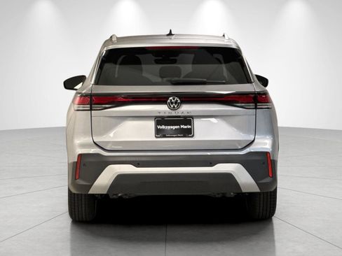 New 2026 Volkswagen Tiguan S FWD image 4