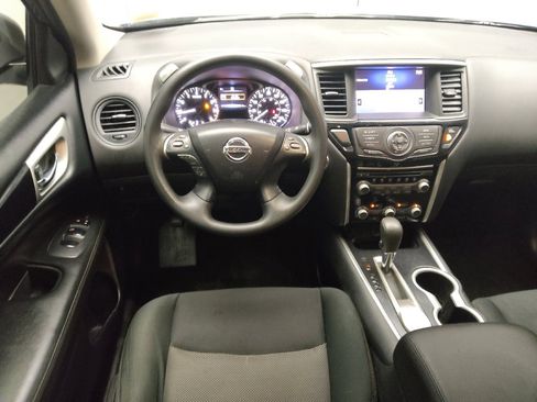 Used 2019 Nissan Pathfinder S FWD image 22