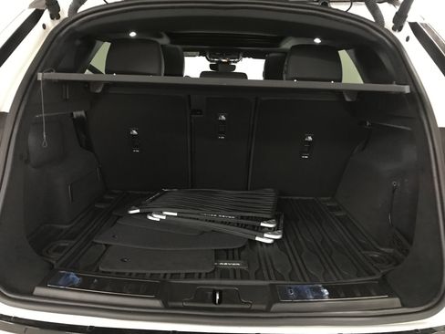 Used 2023 Land Rover Range Rover Evoque R-Dynamic S image 22