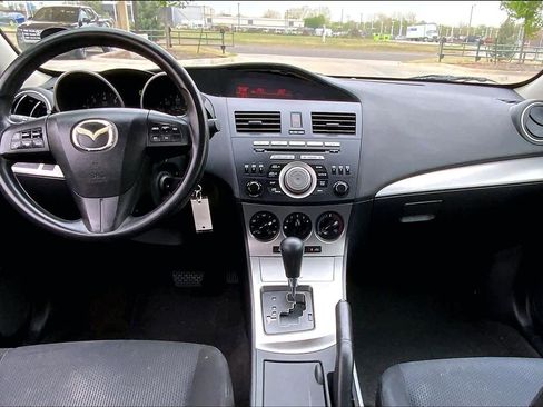 Used 2011 MAZDA MAZDA3 i Touring image 14