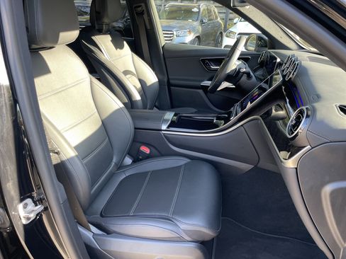 Certified 2025 Mercedes-Benz GLC 300 4MATIC image 53