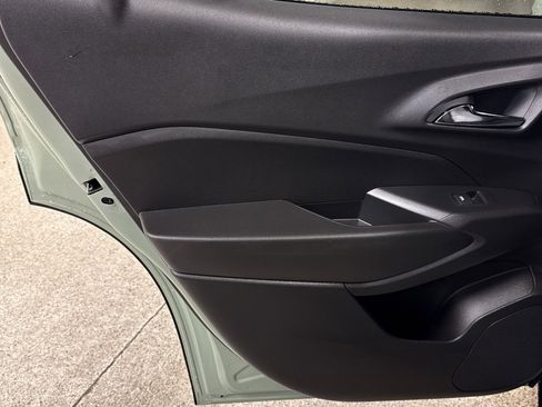 Used 2024 Chevrolet Trax RS w/ Driver Confidence Package image 10