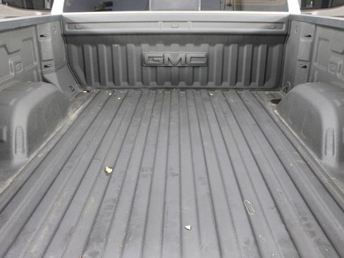 Used 2021 GMC Sierra 1500 SLT w/ SLT Premium Package AWD/4WD image 19