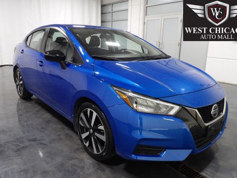 Used 2022 Nissan Versa SR w/ Convenience Package FWD image 1