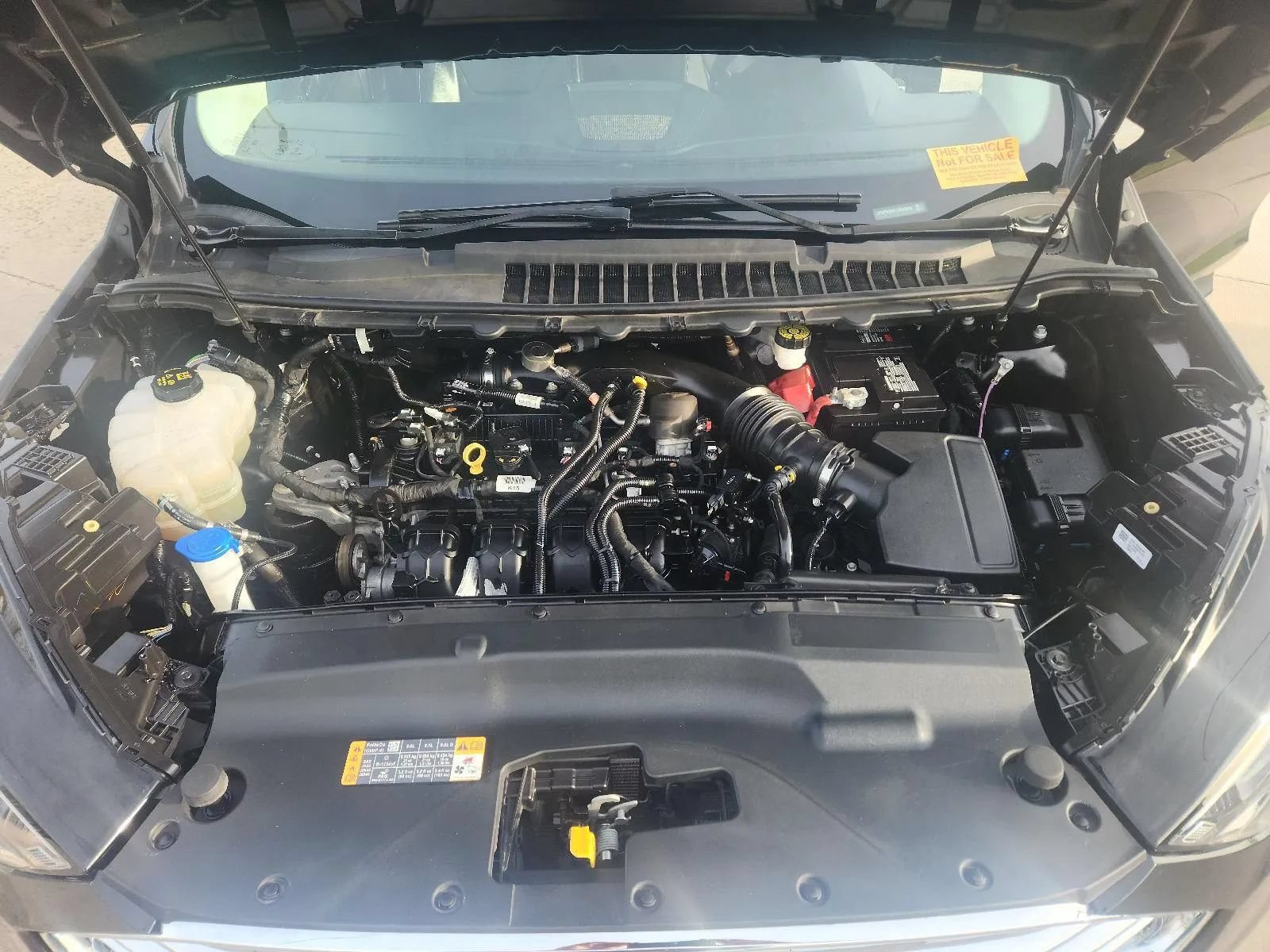 Used 2020 Ford Edge Titanium FWD image 8