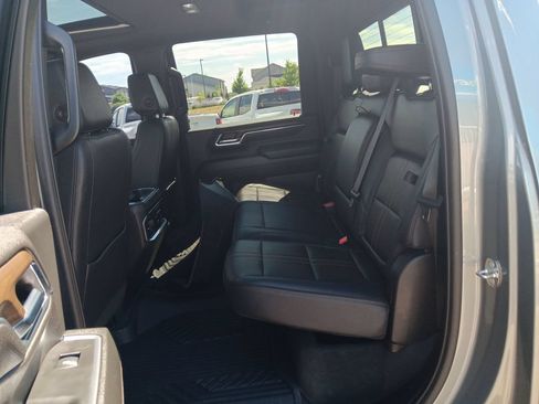 Used 2024 Chevrolet Silverado 2500 High Country w/ High Country Premium Package AWD/4WD image 24
