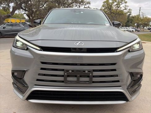 Used 2024 Lexus TX 500h AWD w/ Technology Package image 7