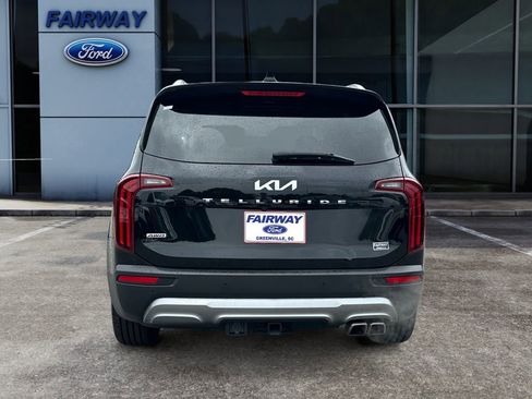 Used 2022 Kia Telluride SX w/ SX Prestige Package AWD/4WD image 6
