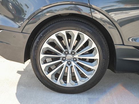 Used 2019 Audi e-tron Prestige w/ Prestige Package AWD/4WD image 11