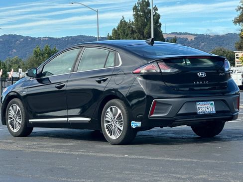 Used 2020 Hyundai Ioniq Limited FWD image 6