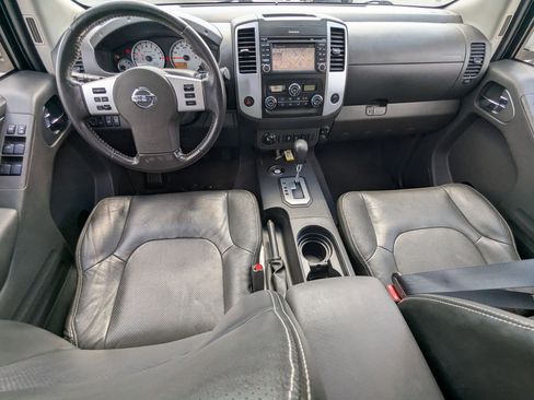 Used 2020 Nissan Frontier PRO-4X w/ Pro-4x Utility Package AWD/4WD image 28