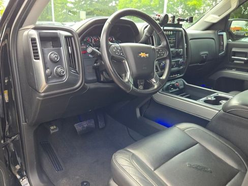 Used 2018 Chevrolet Silverado 1500 LTZ Z71 w/ LTZ Plus Package AWD/4WD image 21