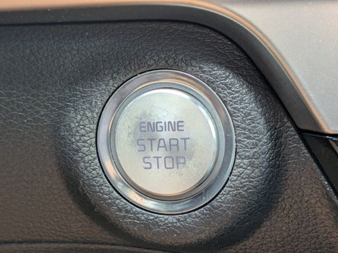 Used 2024 Kia Telluride EX w/ EX Captain's Chair Package FWD image 37