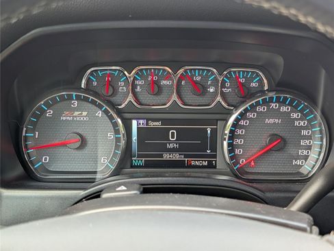 Used 2015 Chevrolet Silverado 2500 LT w/ LT Convenience Package AWD/4WD image 27