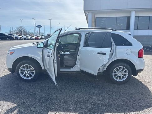 Used 2013 Ford Edge SE image 4