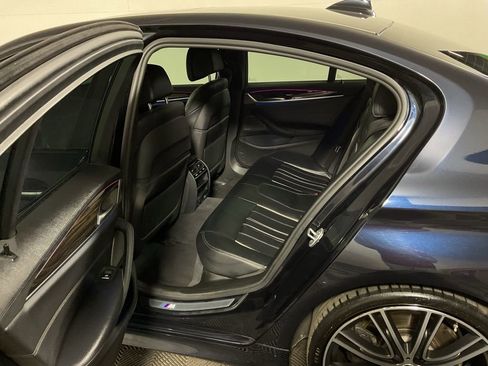 Used 2018 BMW 540i image 31