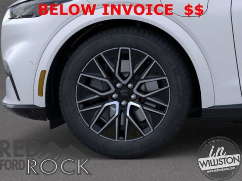 New 2025 Ford Mustang Mach-E Premium image 19